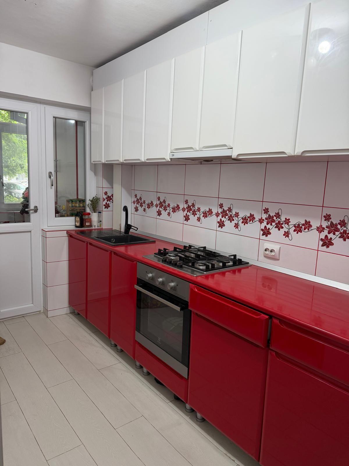 Apartament 70m2 cu 3camere si 2 bai zona valea rosie - imagine 1