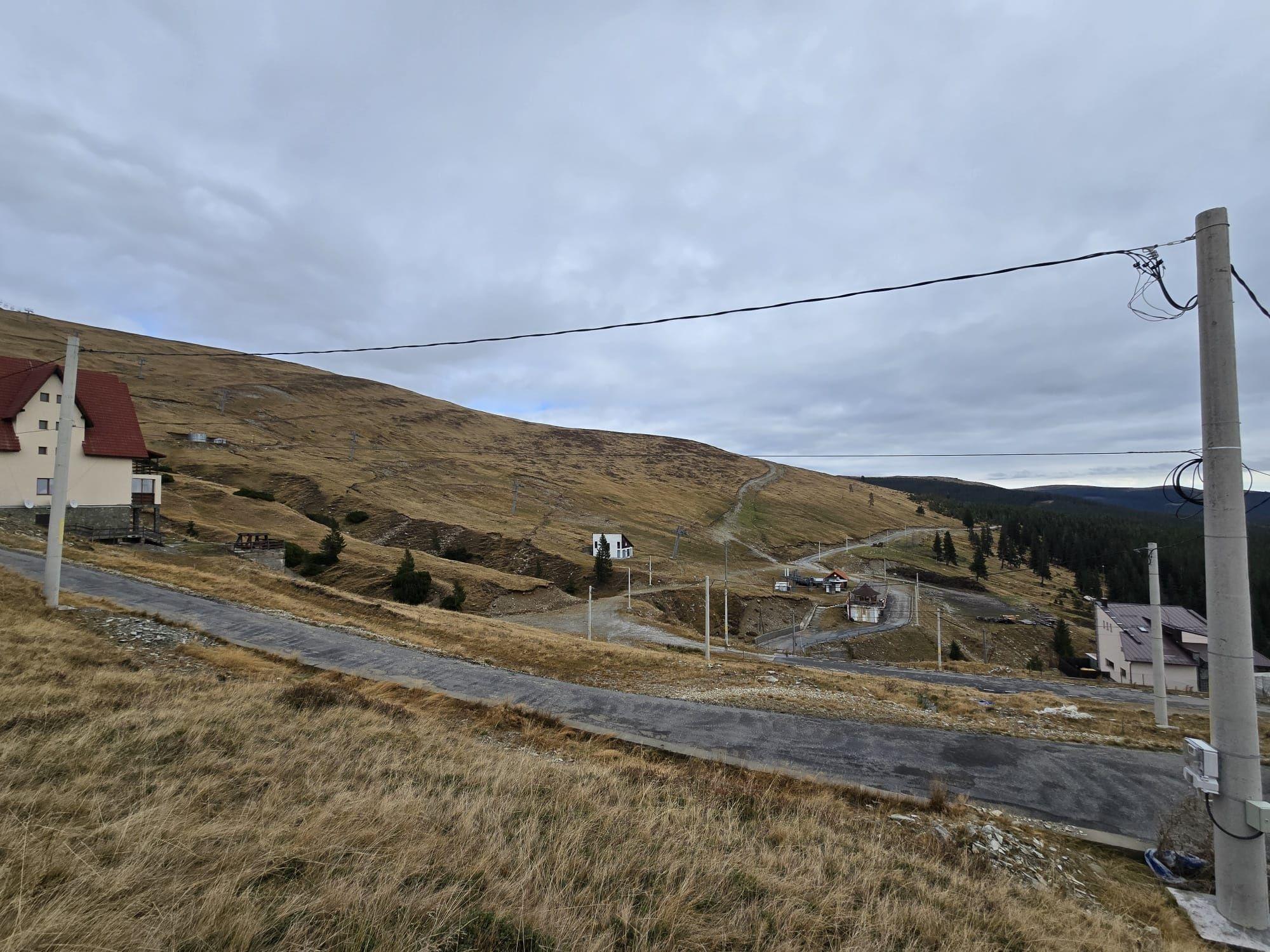 Proprietar vând parcele teren intravilan Rânca