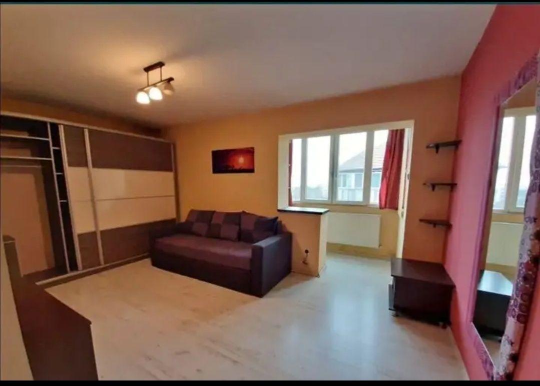 Garsoniera de vanzare