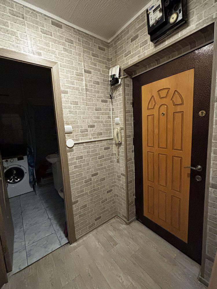 De inchiriat apartament cu o camera