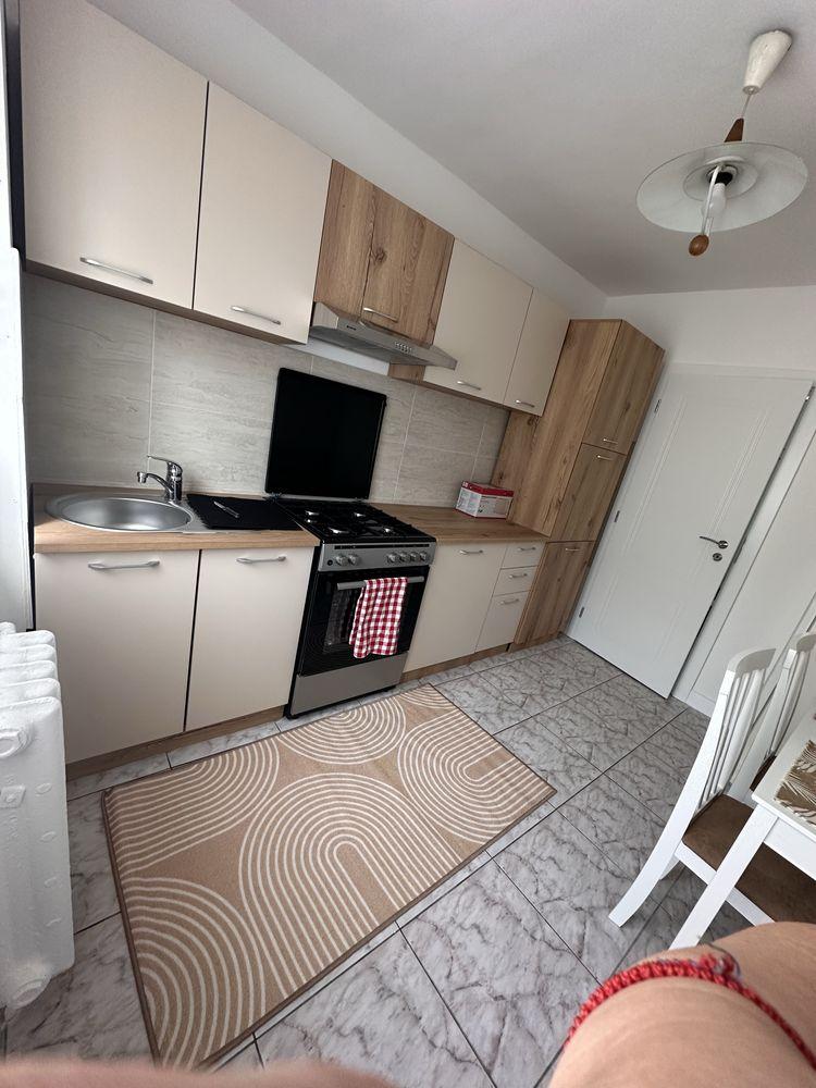 Mută-te la mine! Apartament renovat de la zero, prima inchiriere dupa renovare