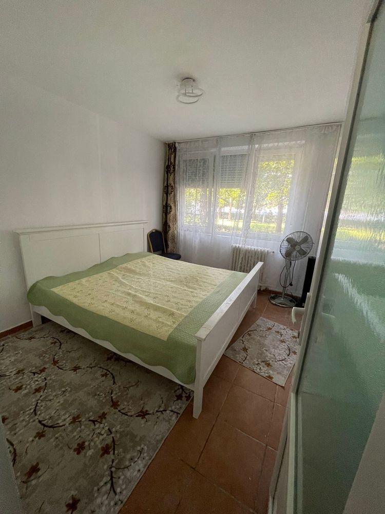 Imchiriez apartament cu 4 camere