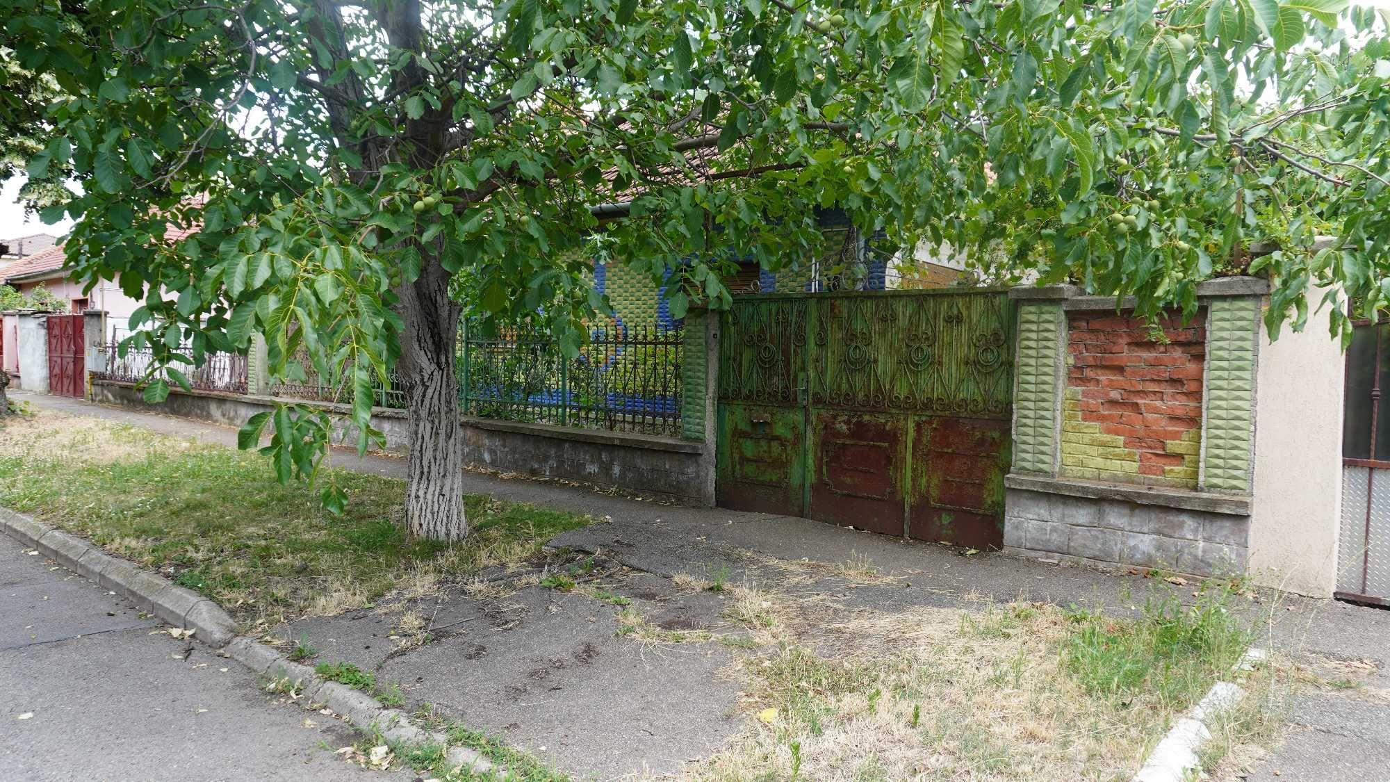Teren si casa de vanzare, Oradea, Strada Muzicii, Cantemir