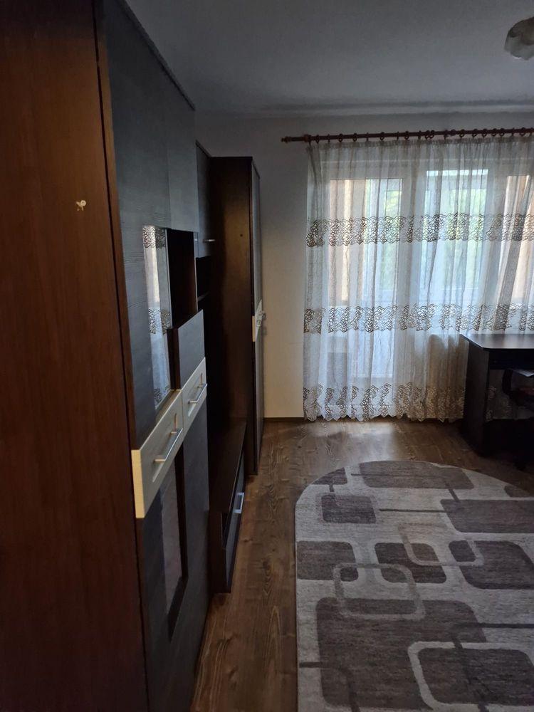 Apartament de inchiriat-  2 camere decomandat
