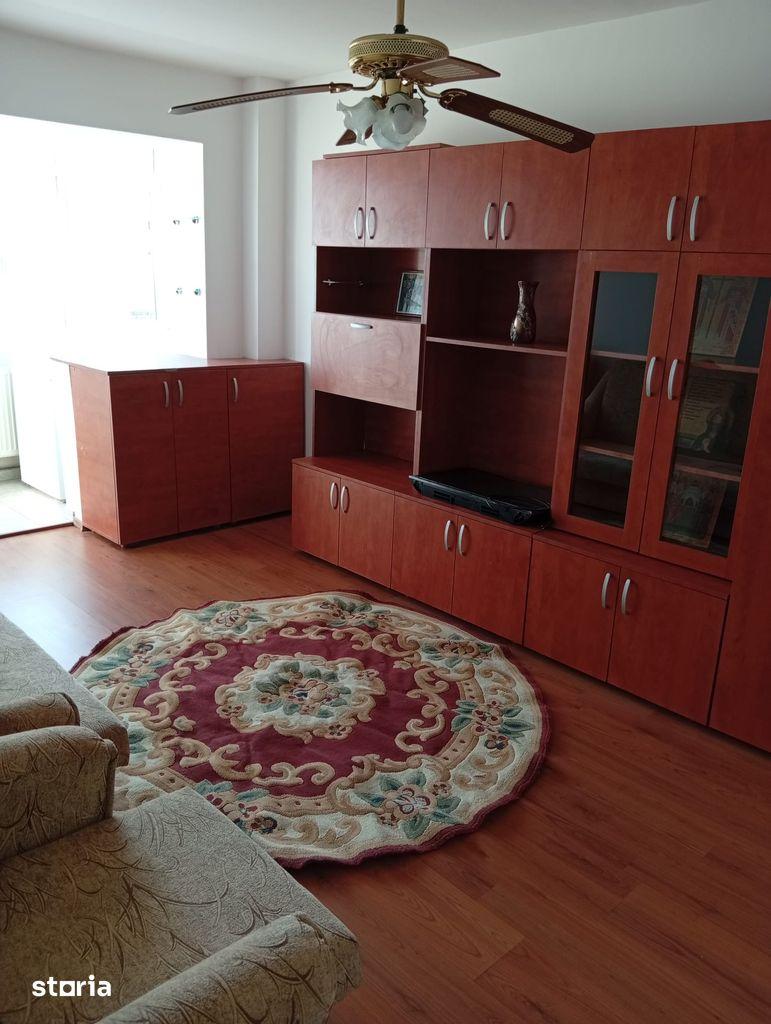 Apartament 3 camere, confort 1, decomandat, mobilat, zona sud