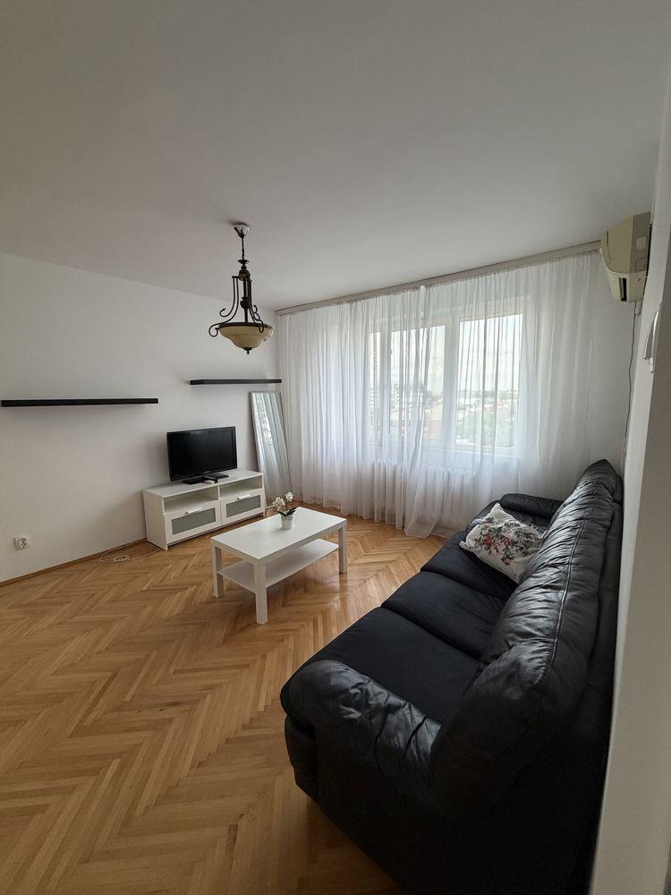 Inchiriez Apartament 3 camere