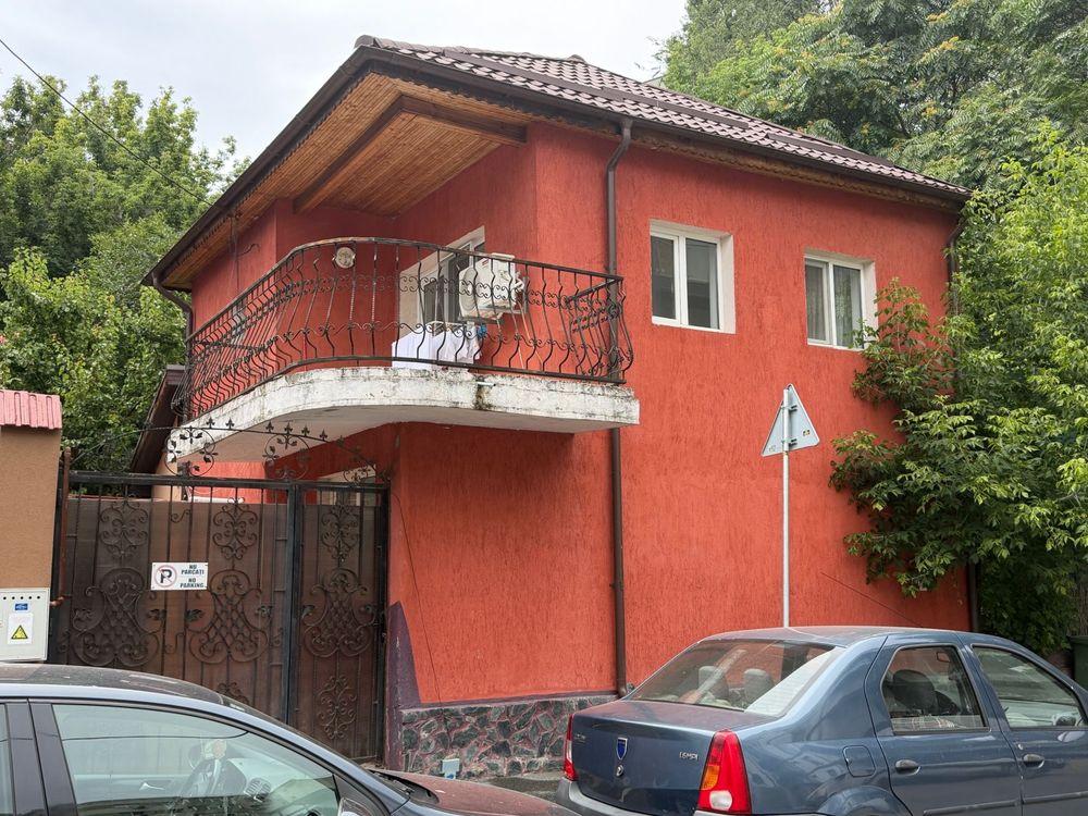 Casa de Vanzare-Sector 2,Bucuresti | Doua corpuri de locuit + foisor + gratar | Teren 264 mp - imagine 1