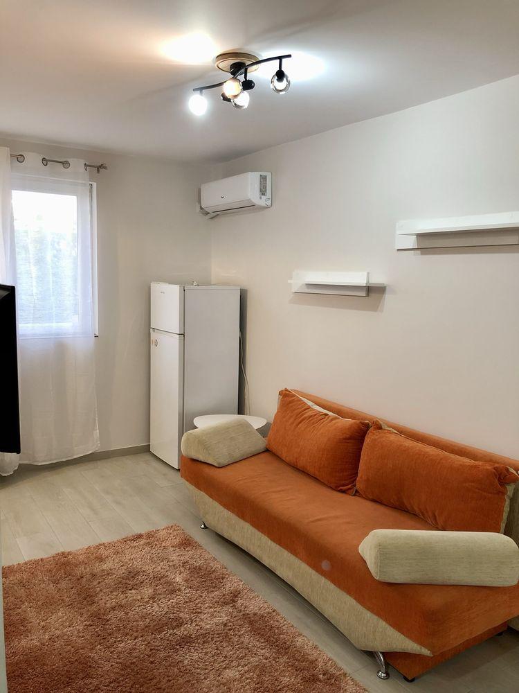 Inchiriez garsoniera ln Aleea Pantelimon