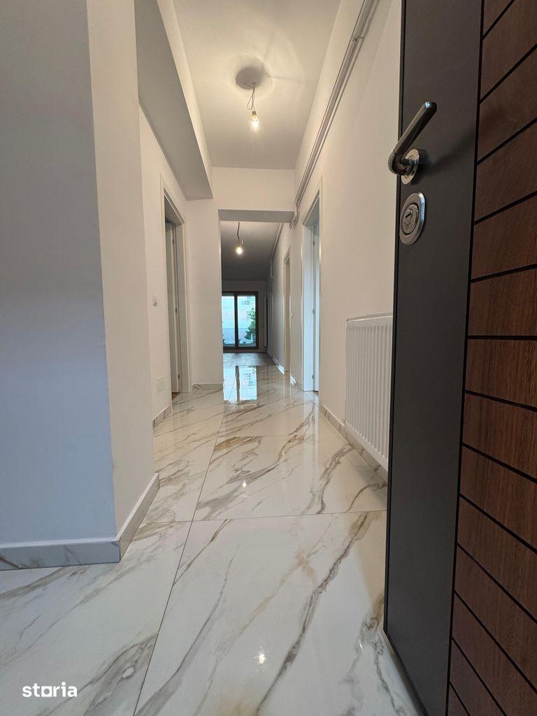 PENTHOUSE 4 camere în piața Iancului sector 2 , predare imediată