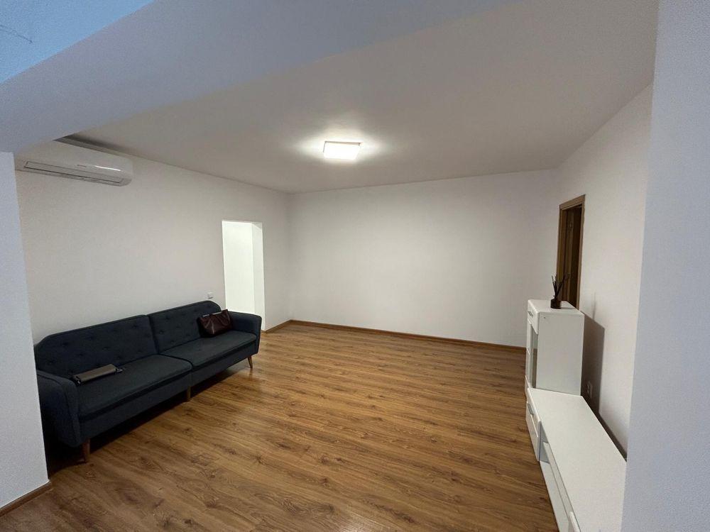Vand ap 3 camere Iancului Strdal