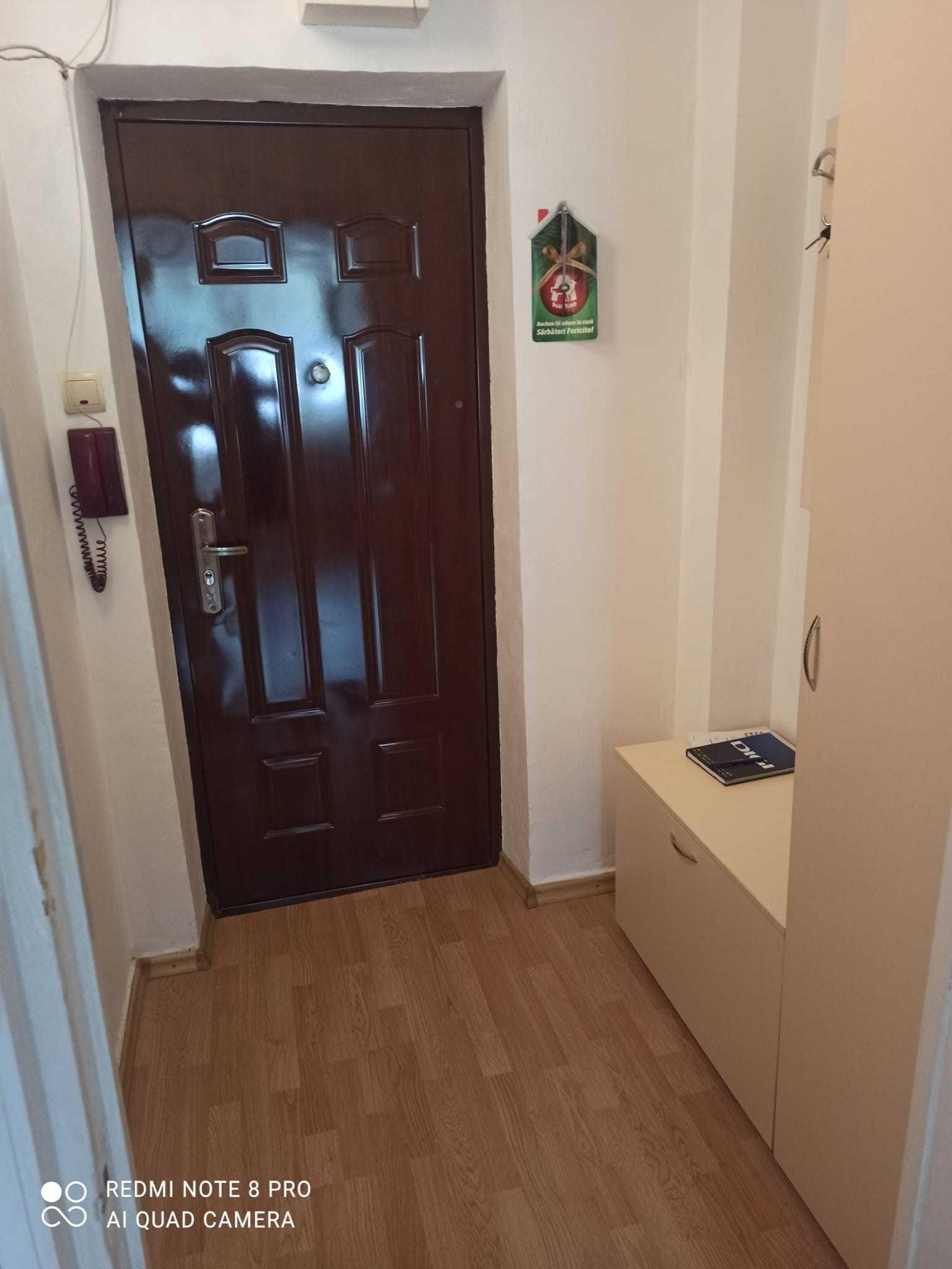 Vand garsoniera zona metrou Costin Georgian - imagine 1
