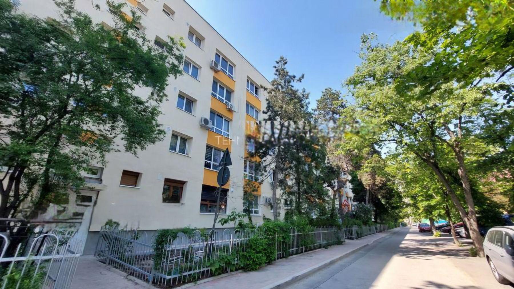 Apartament de vânzare