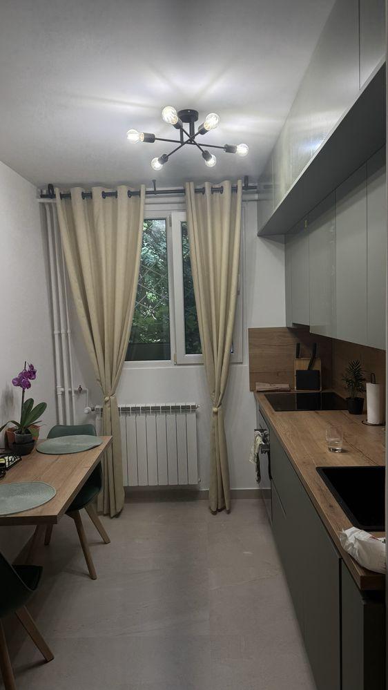 Vand Apartament 3 Cam si 2 Bai Renovat si Mobilat 2026 Sector 3