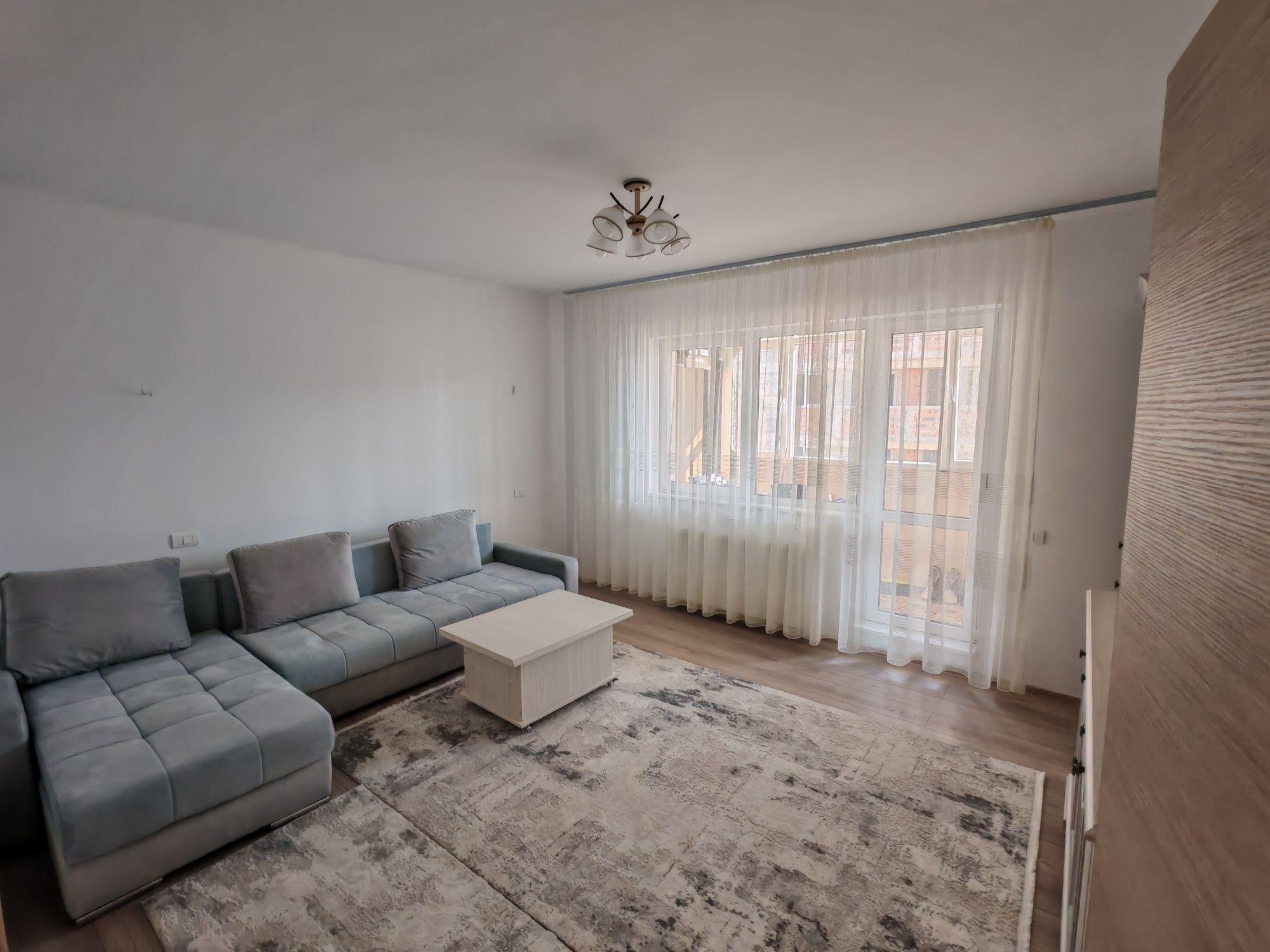 De vânzare apartament 2 camere cu 2 locuri de parcare 127.000 euro