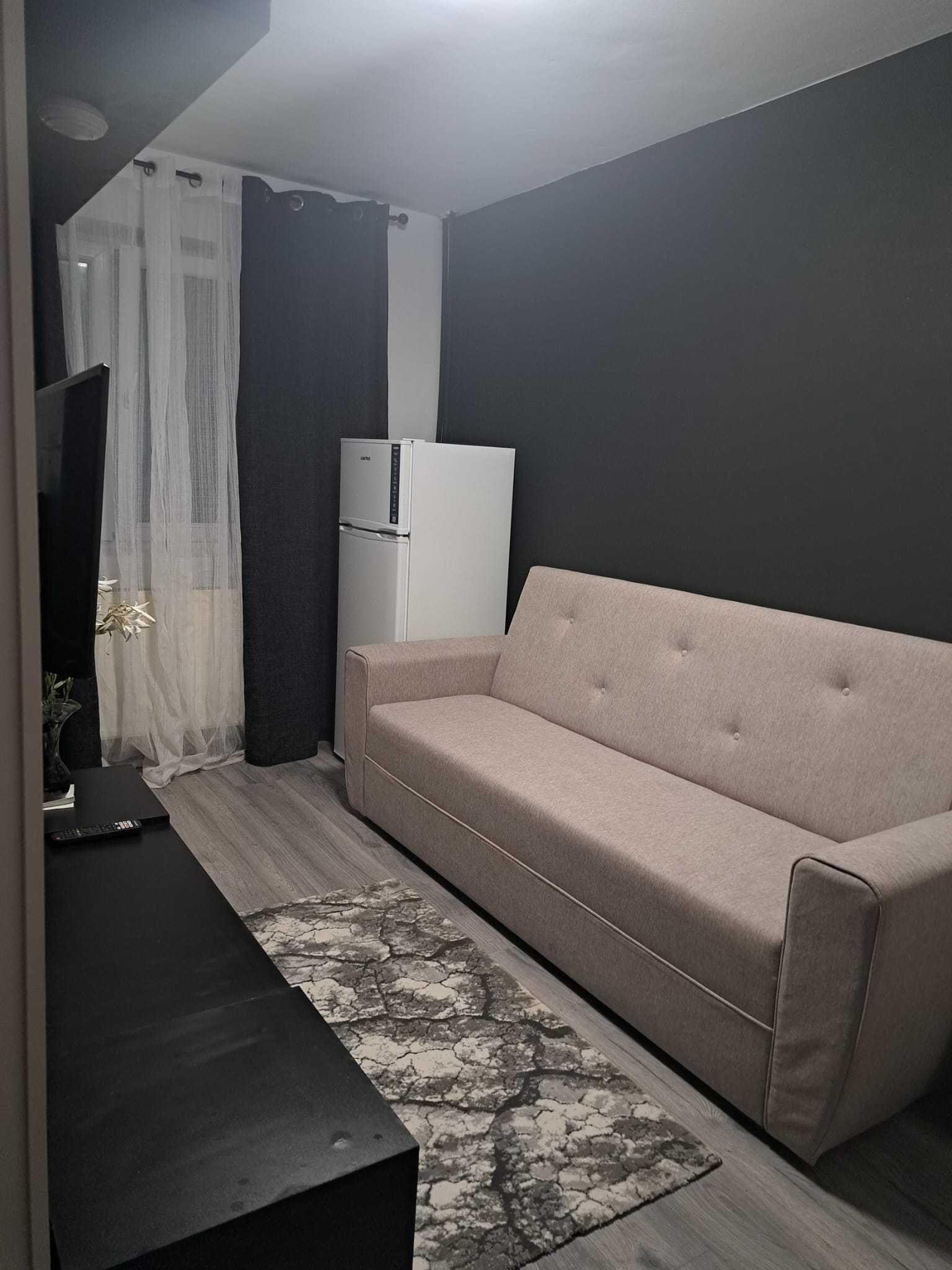 Garsonieră de închiriat Piața Resita
