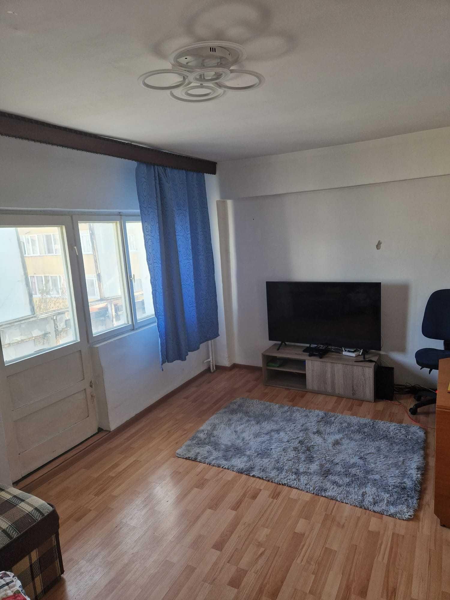 Propietar vand ap. 2 camere Margeanului