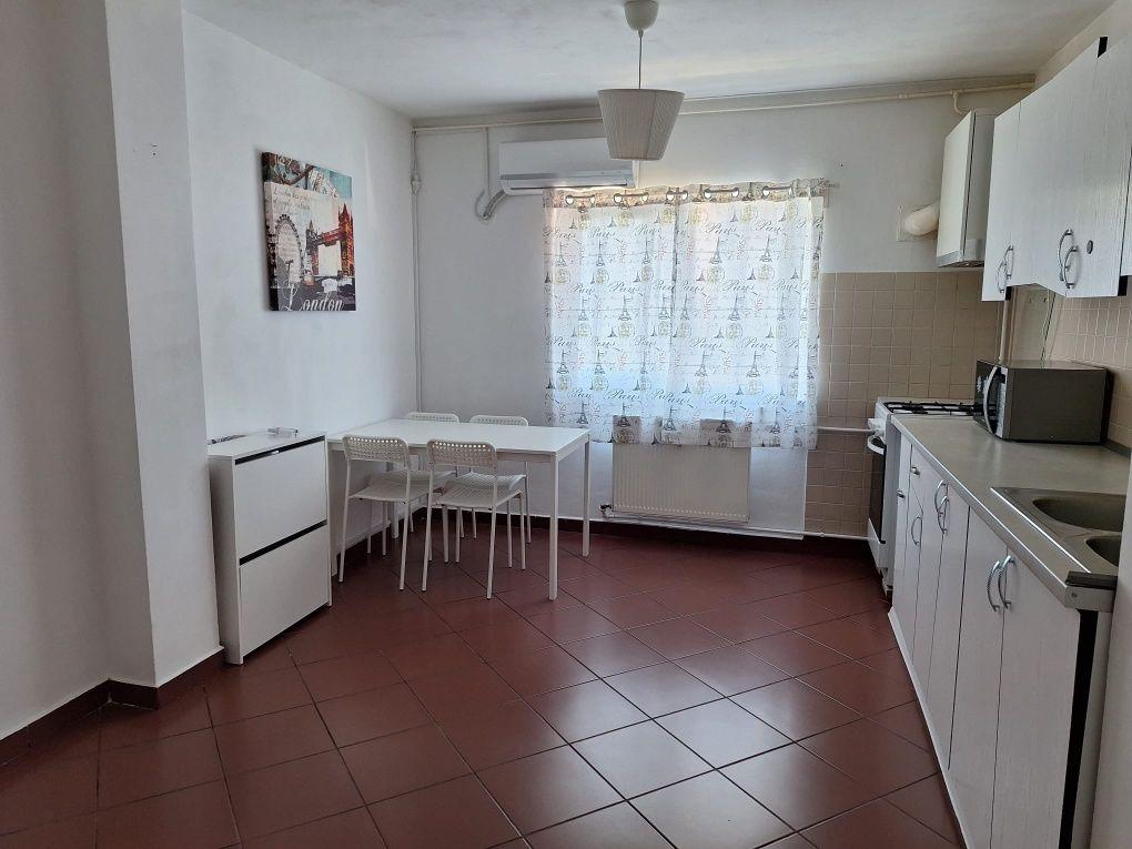 Proprietar inchiriez apartament 2 camere ,etaj 8/8,Bucuresti,  Sector 5, parc Sebastian