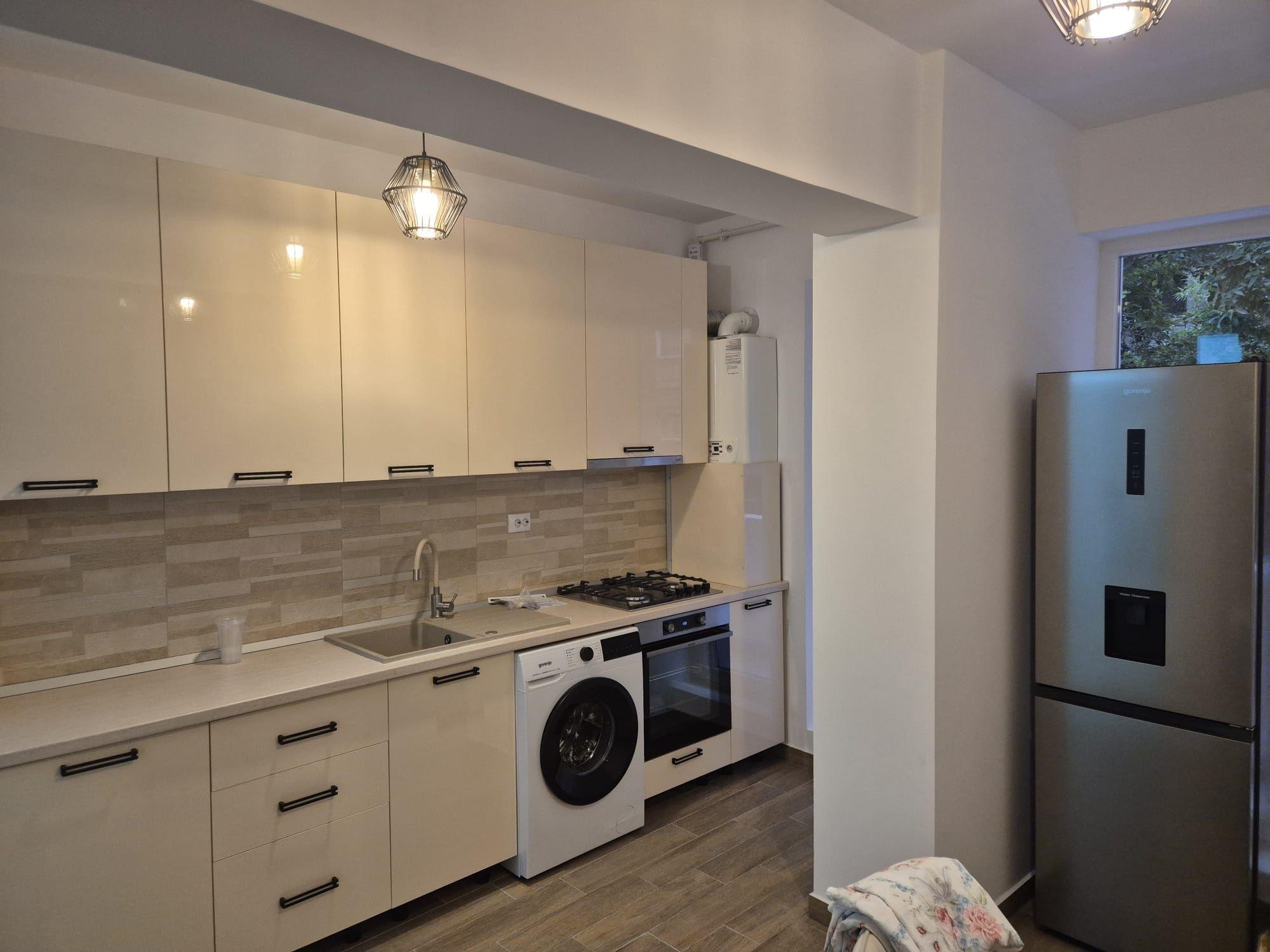 Prima închiriere | Apartament 3 camere | Complet mobilat și utilat | Str. Ileana Cosânzeana, Sector 5 | 700 €/lună