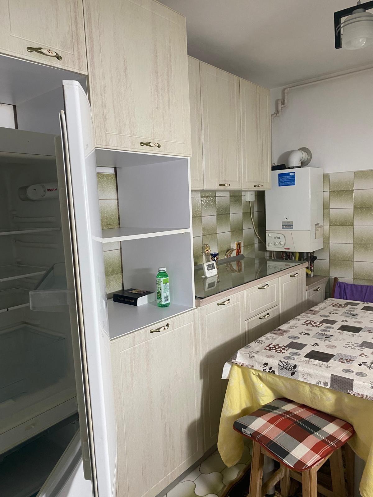 Închiriere Apartament 3 camere Rahova