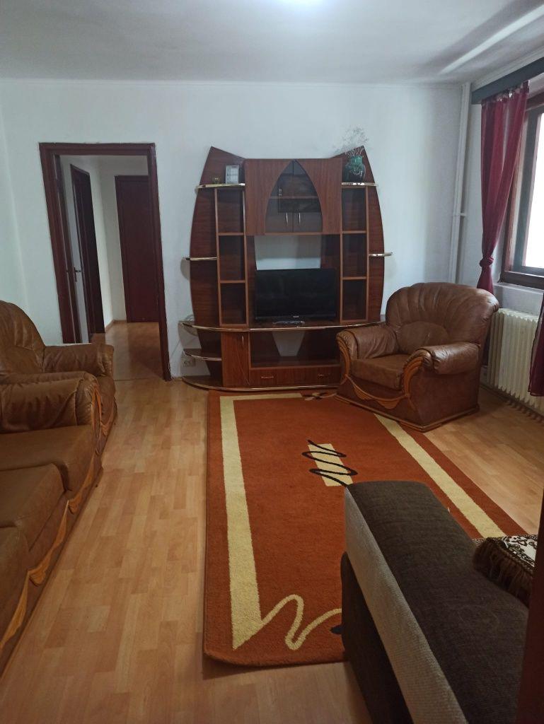 Inchiriere apartament 3 camere