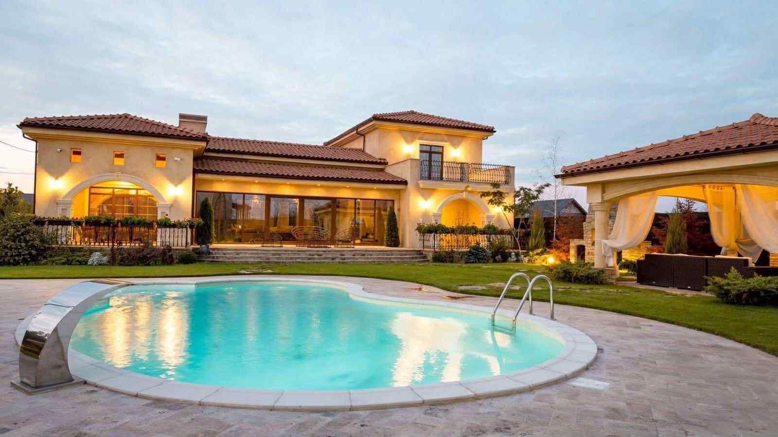 Vila de lux de închiriat ( CITIȚI DESCRIEREA ) - imagine 1