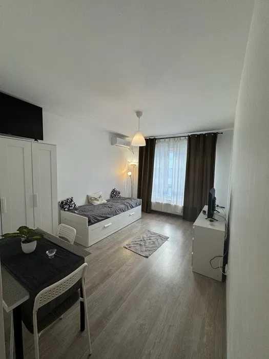 Inchiriez Garsiniera Militari Residence 300 euro Pet Friendly - imagine 1