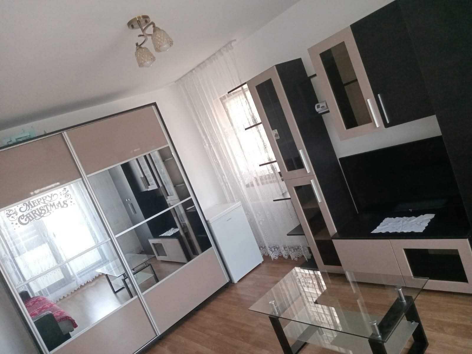 Inchiriez apartament 3 camere Militari Residence - imagine 1