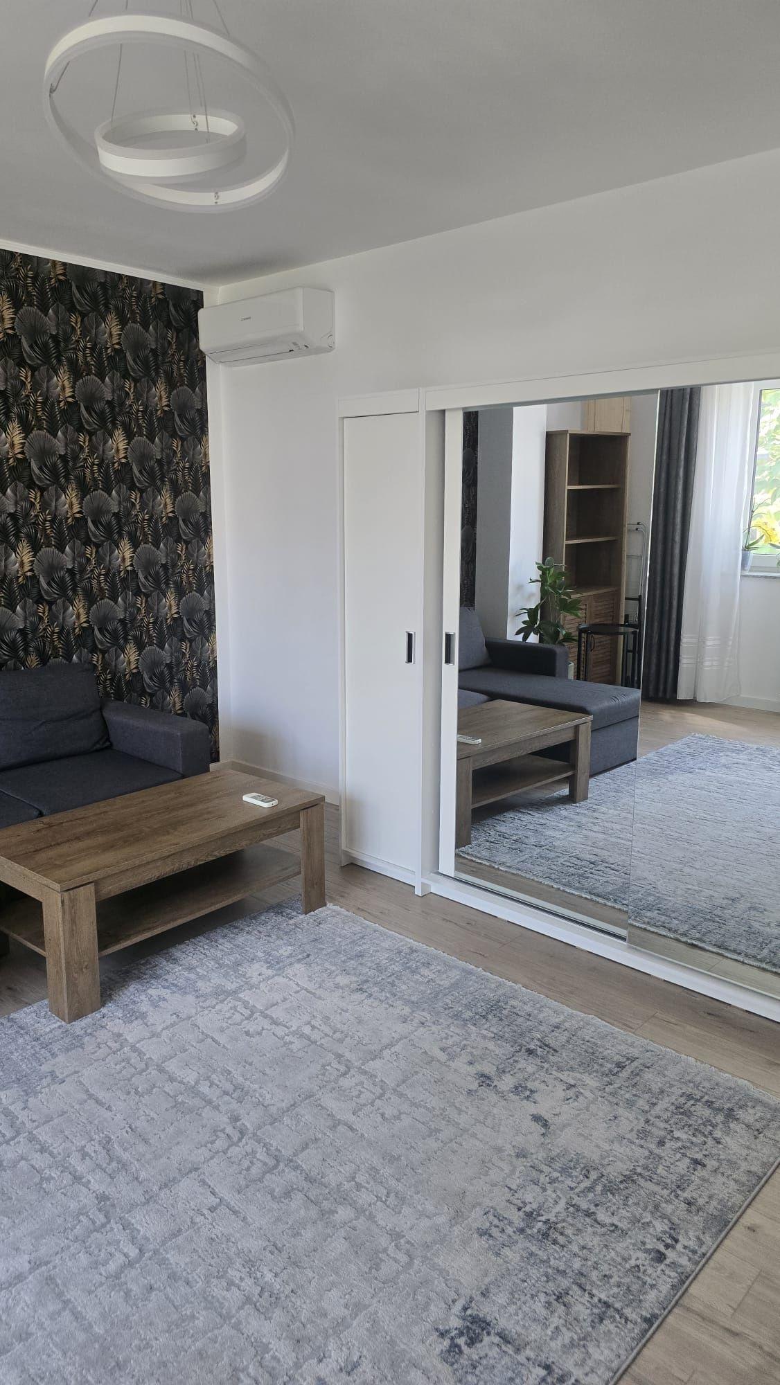 Proprietar inchiriez ap 2 cam et 1 Ivory Residence