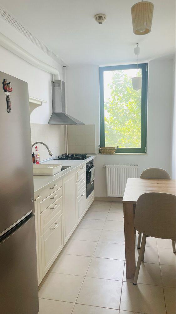 Direct proprietar: Inchiriez Apartament 2 camere (loc de parcare inclus) - imagine 1
