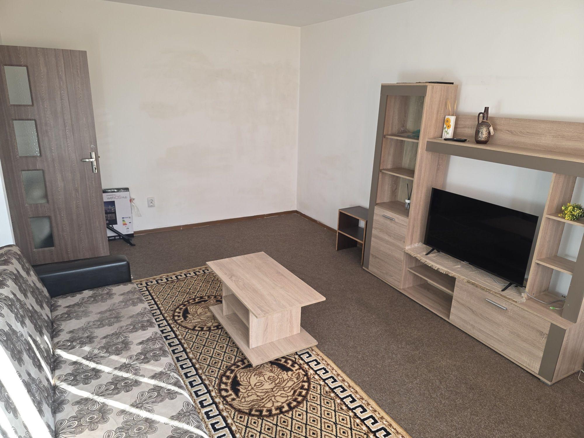Apartament cu doua camere in Prundu / LIDL