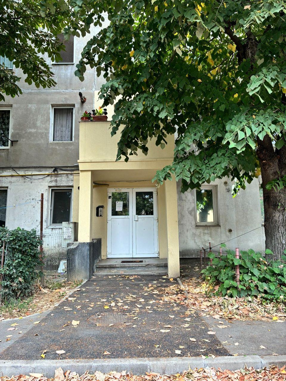 Închiriez apartament 2 camere