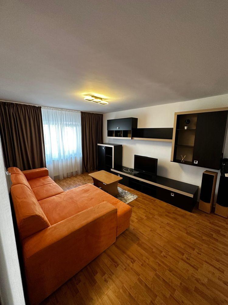Apartament de inchiriat 3 camere central - imagine 1