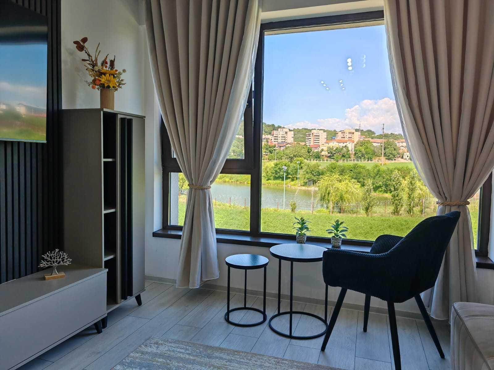 PRIMA INCHIRIERE, bloc nou, ap 2 camere + garaj subteran, Dem Radulescu