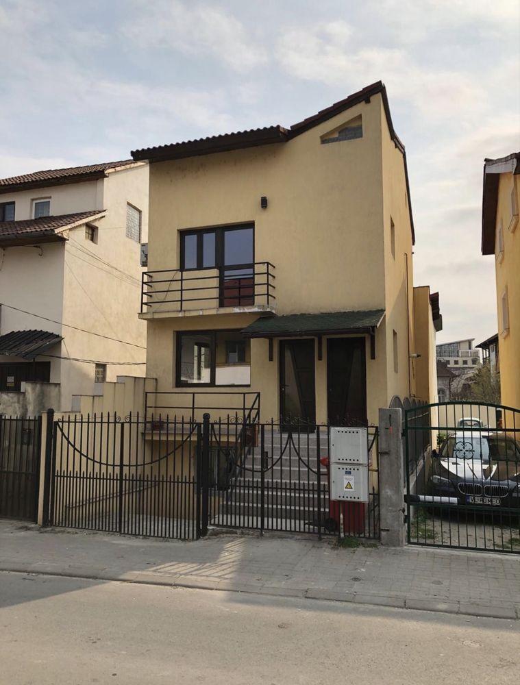 Casă în Centru, lângă Finanțe | 3 spații independente | Ideal birouri, cabinete sau investiție - imagine 1