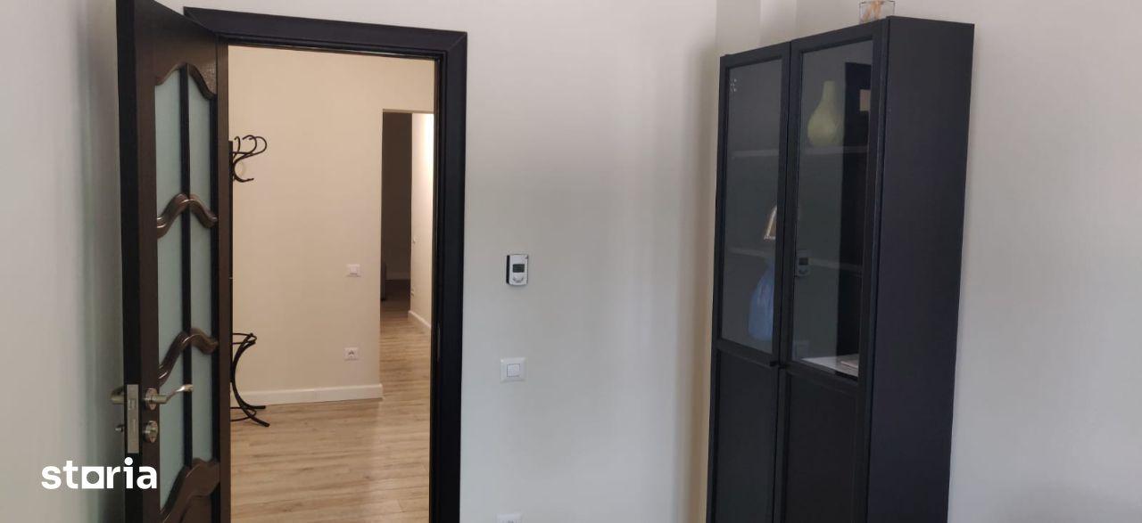 Spatiu Birouri ultracentral (zona Teatrul National-Primarie) - imagine 1