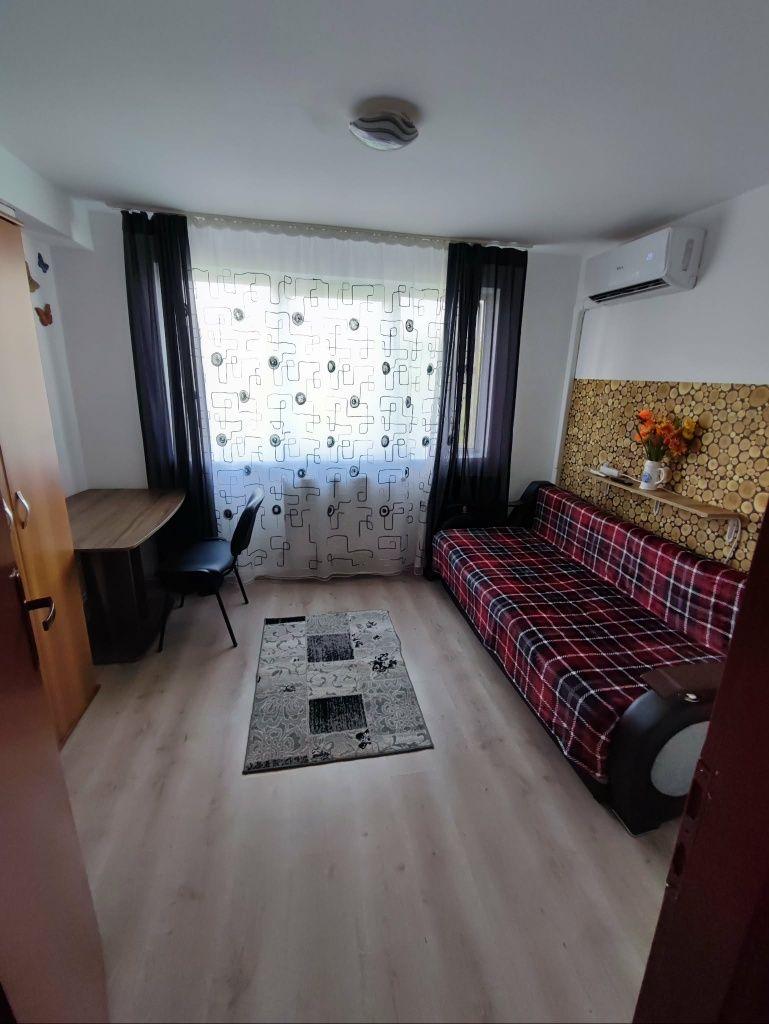 Garsonieră de vânzare – UMT, Str. Babadag | Mobilată, utilată