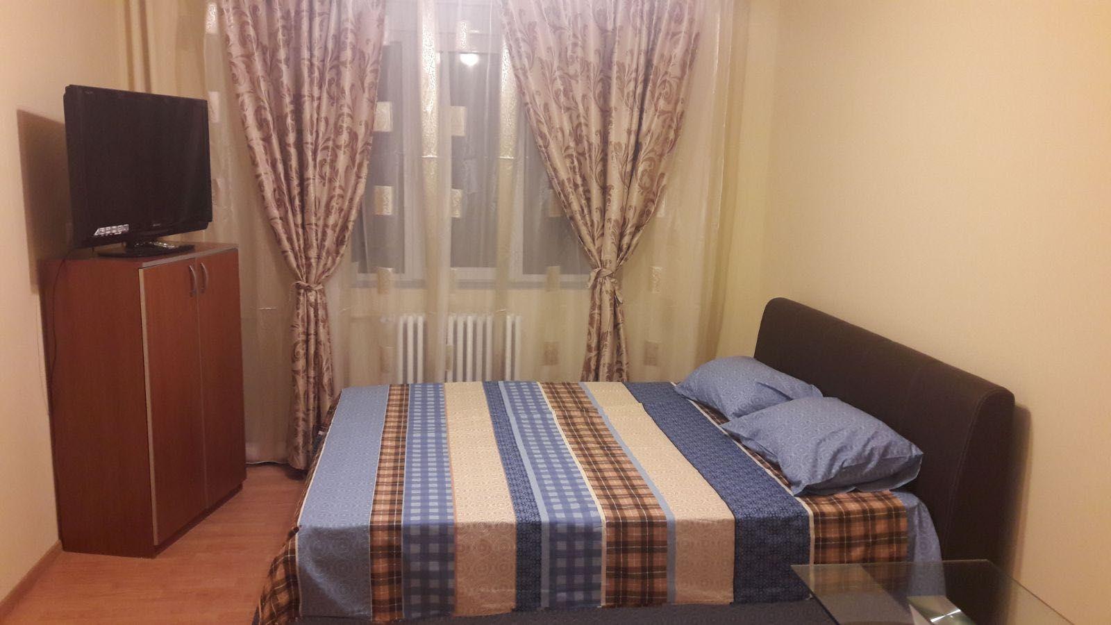 Proprietar vand garsoniera Lipovei , bloc anvelopat de curand!