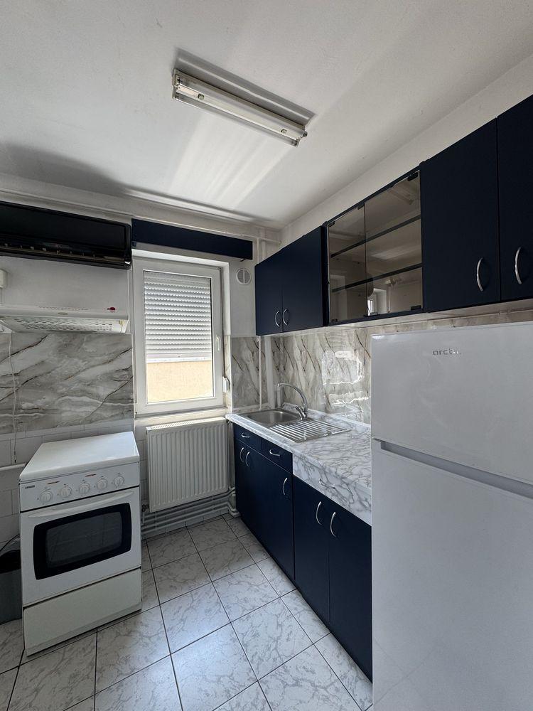 Apartament 3 camere decomandate ultracentral - imagine 1