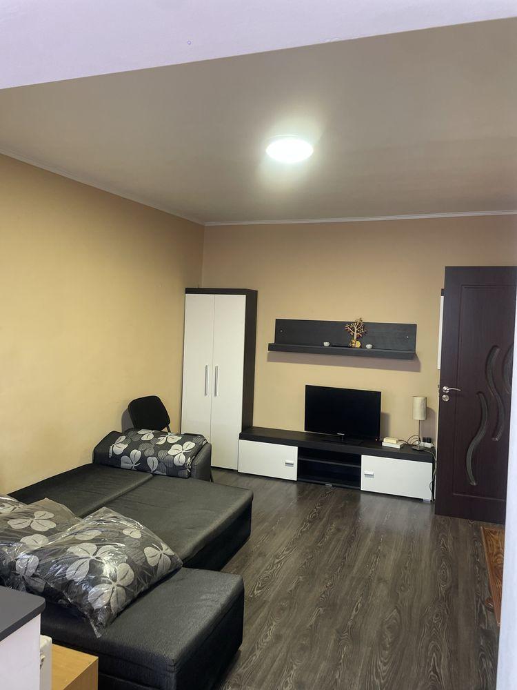 Apartament spre inchiriere - imagine 1