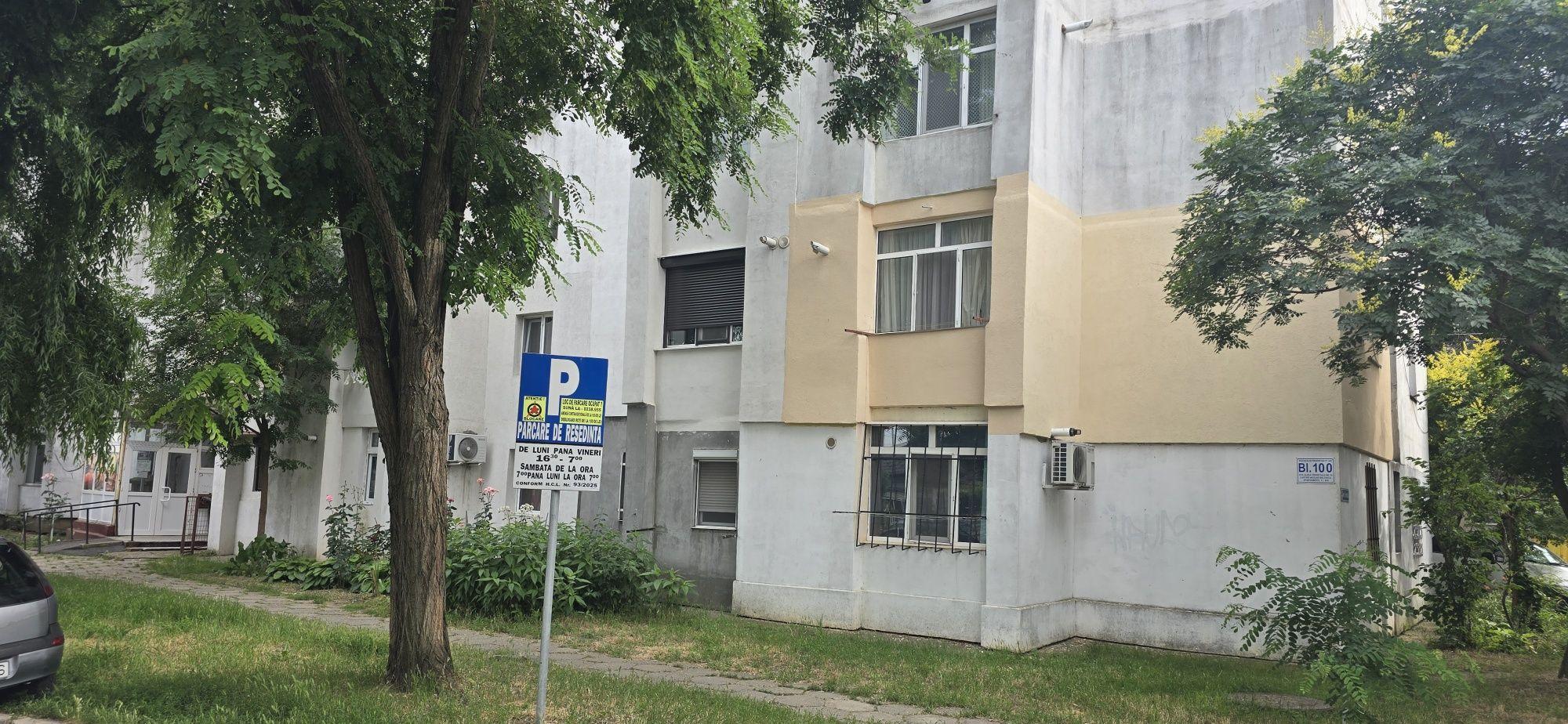Vand garsonieră zona Crâng vis a vis de Electrica et.2