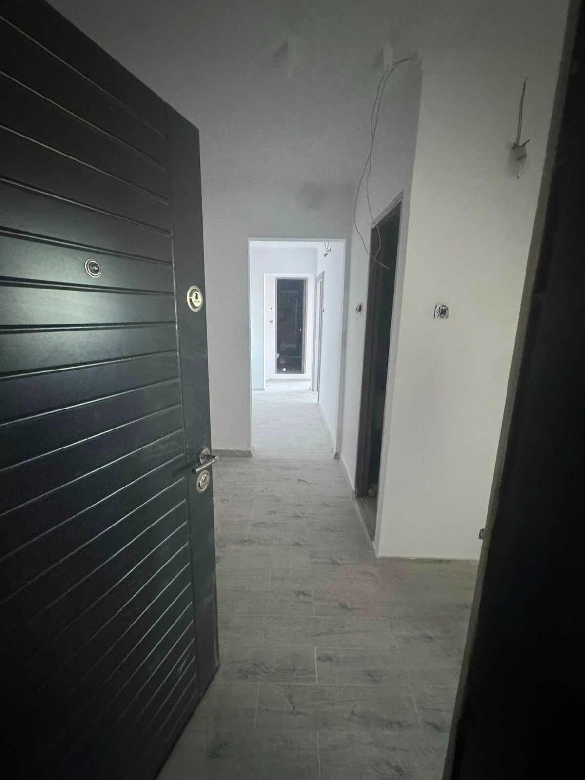 De vânzare apartament cu 3 camere