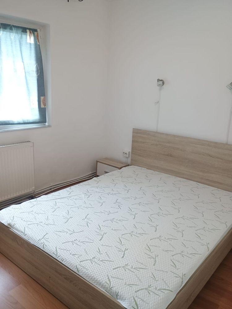 Inchiriez apartament 3 camere