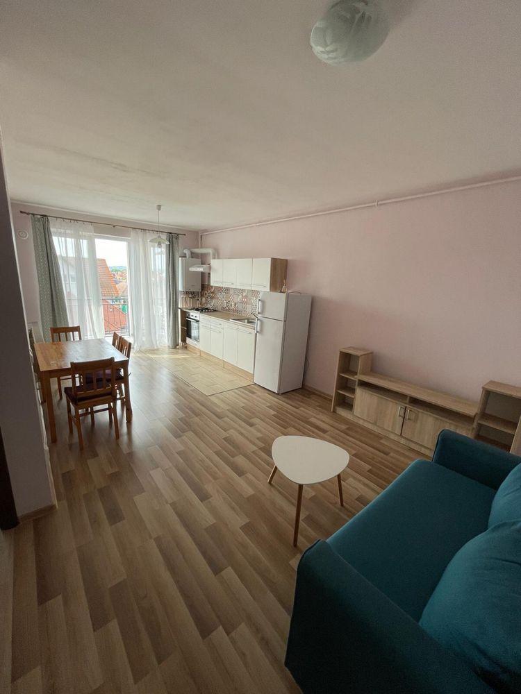 Inchiriez apartament 2 camere