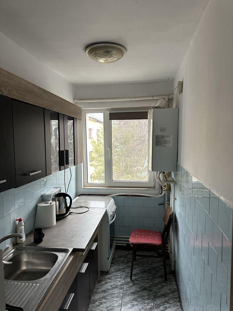 Apartament 2 camere nedecomandat etaj 4 - imagine 1