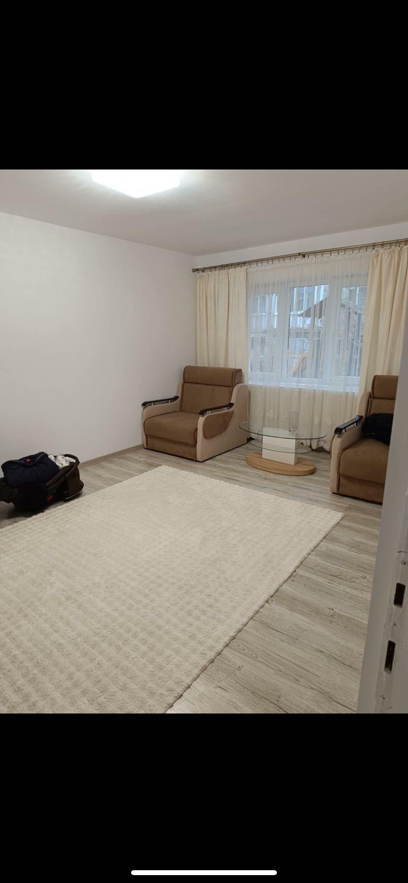 Apartament de închiriat