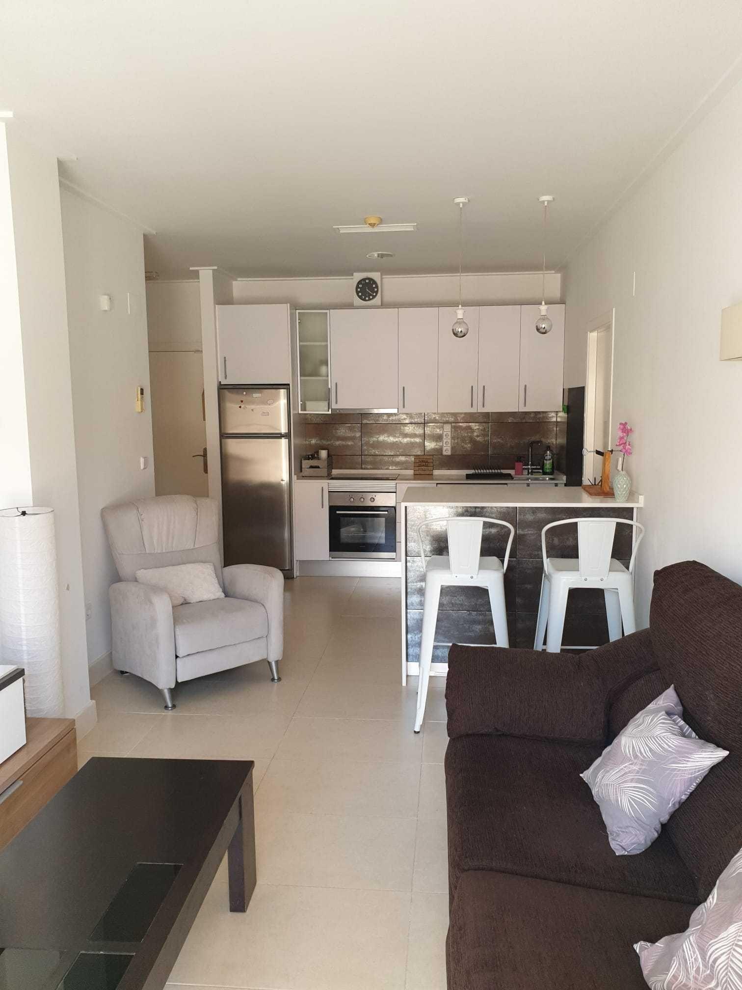 Apartament la mare in Spania - imagine 1