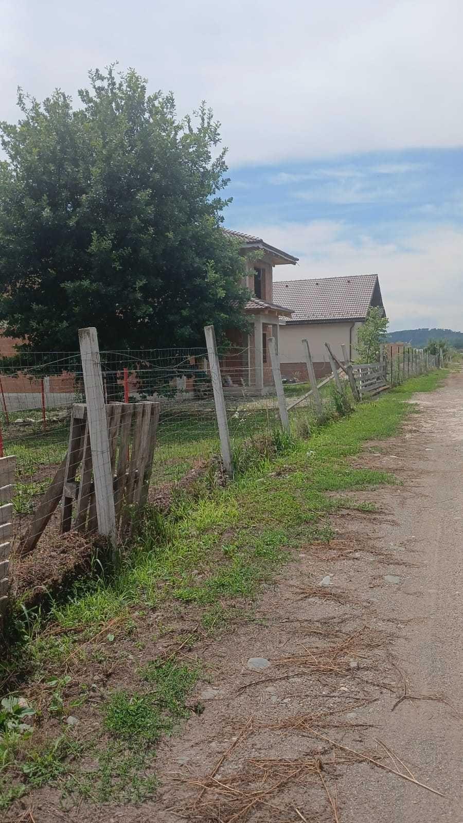 Vand teren intravilan 10 ari, Drumul Dumitrei Vechi, posibilitate constructie