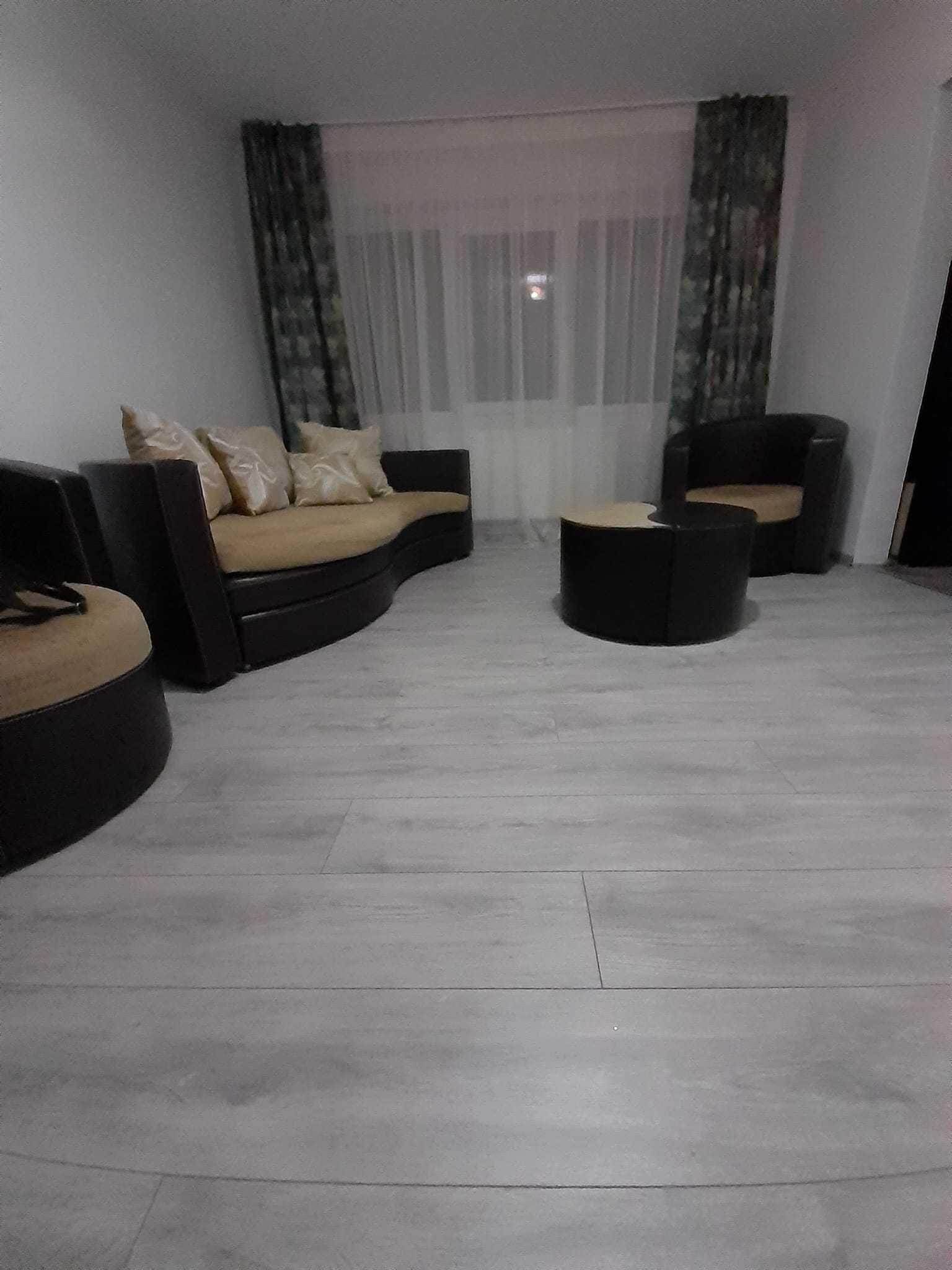 Inchiez apartament 2 camere - imagine 1