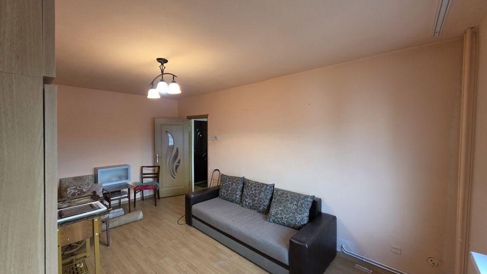 Vand Apartament cu 1 camera si balcon - imagine 1