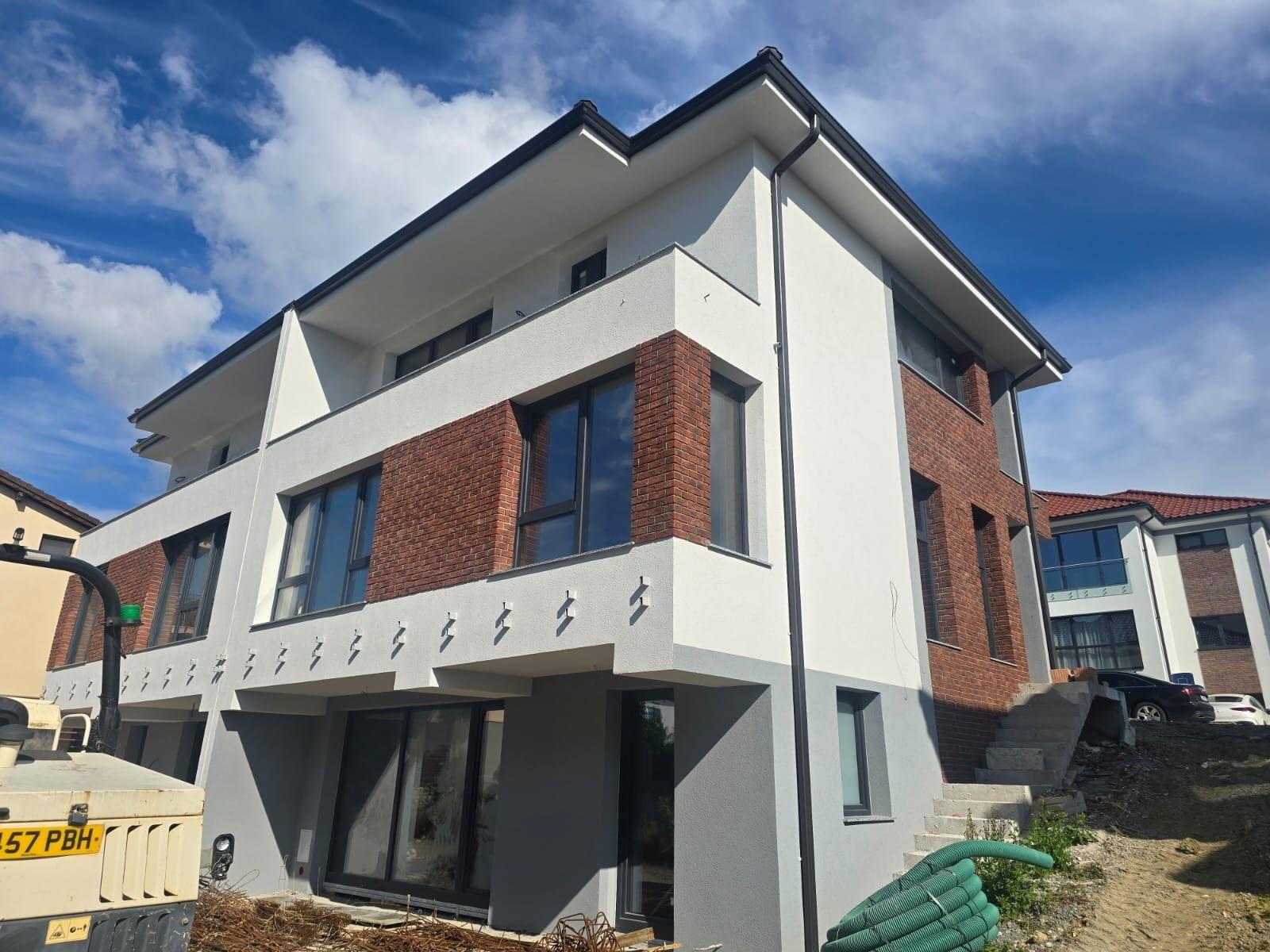 Duplex de vanzare
